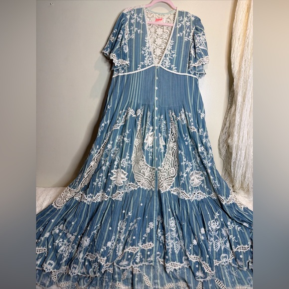 Free People Blue Bonnet Ethereal Cutwork Embroidered Lace Striped Maxi Dress M - Picture 4 of 11